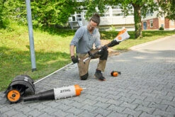 Stihl KMA 135 R Cordless KombiEngine – AP System 14 Stihl KMA 135 R Cordless KombiEngine – AP System -Power Yard Zone 21532
